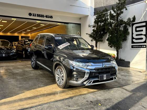MITSUBISHI OUTLANDER 3.0 MIVEC V6 GASOLINA HPE-S AWD AUTOMÁTICO MITSUBISHI OUTLANDER 3.0 MIVEC V6 GASOLINA HPE-S AWD AUTOMÁTICO